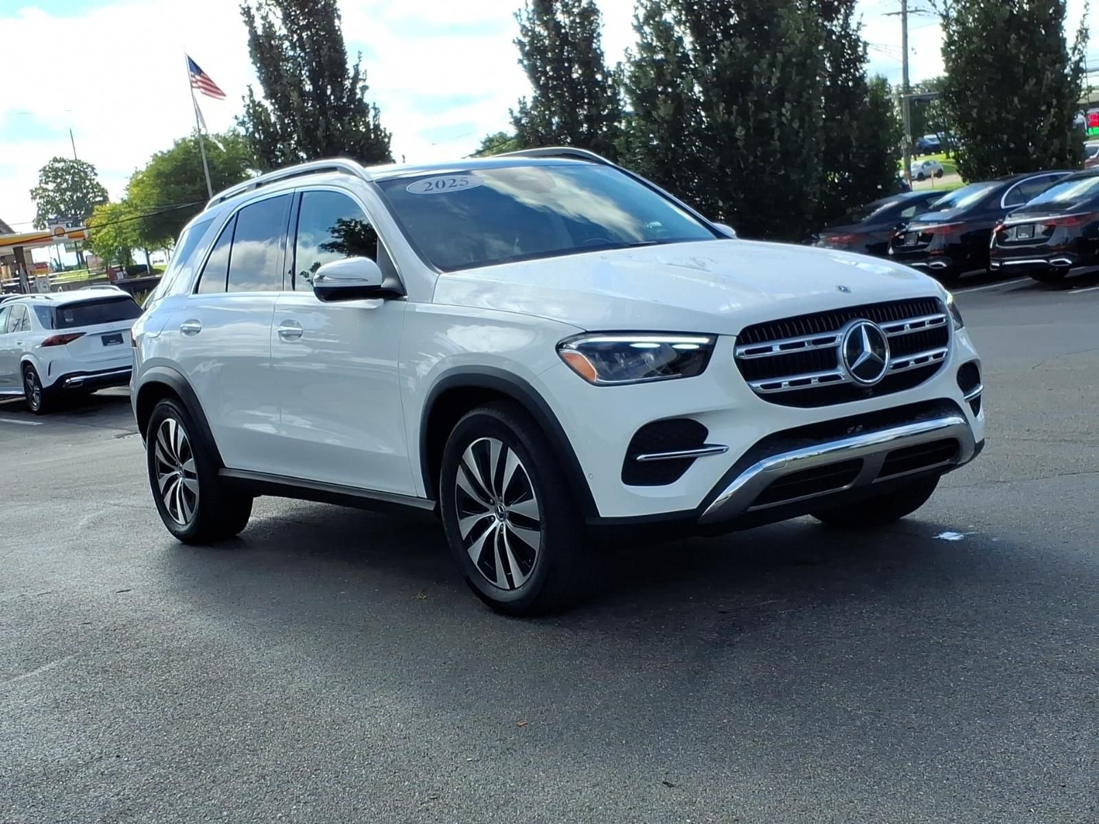 Certified Used 2025  Mercedes-Benz GLE 350 image 8