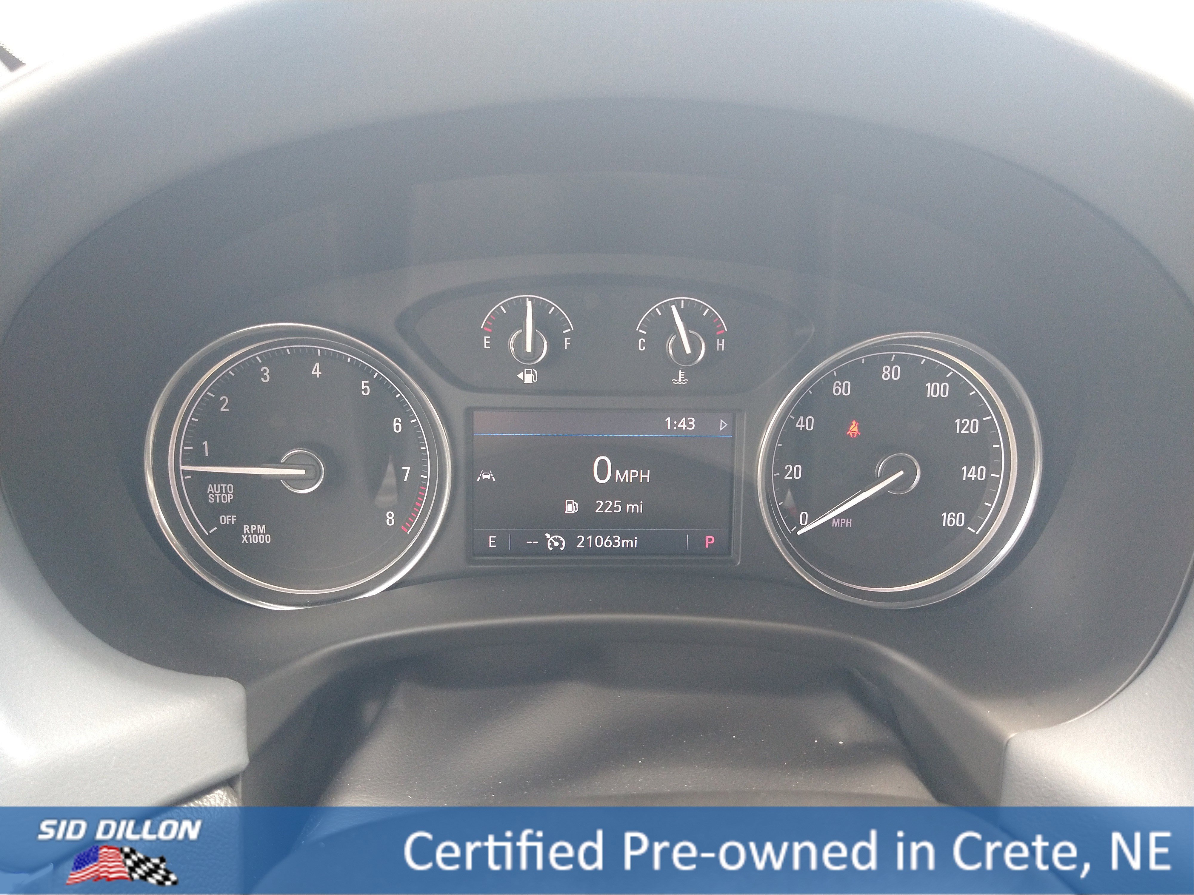 Used 2024 Summit White Buick Essence image 20
