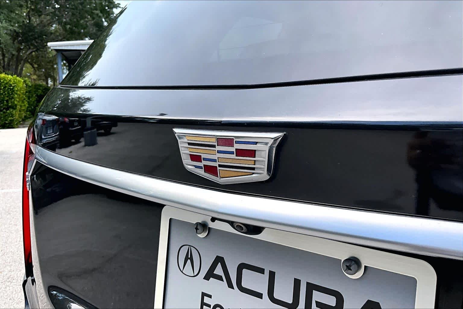 Used 2020 Manhattan Noir Metallic Cadillac FWD Premium Luxury image 31