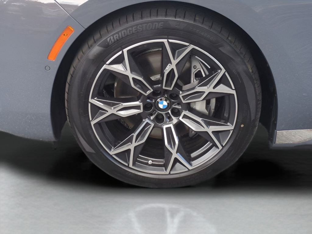 2026 BMW i7 50 - Photo 11