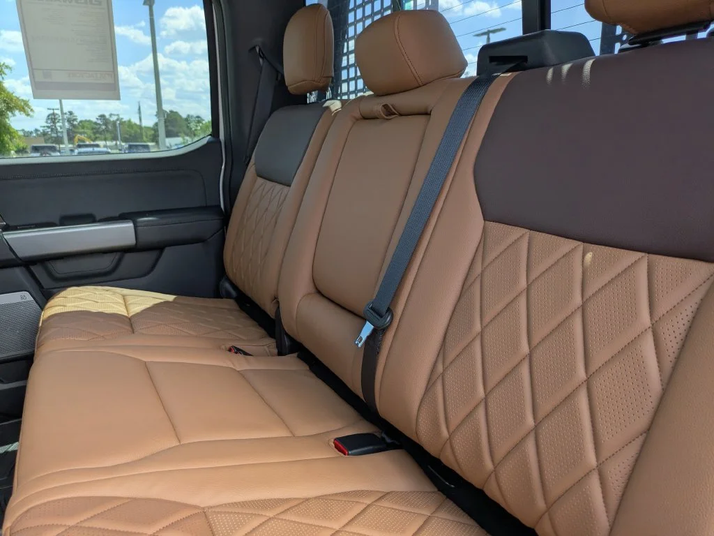 New 2026 Oxford White Ford Lariat image 17
