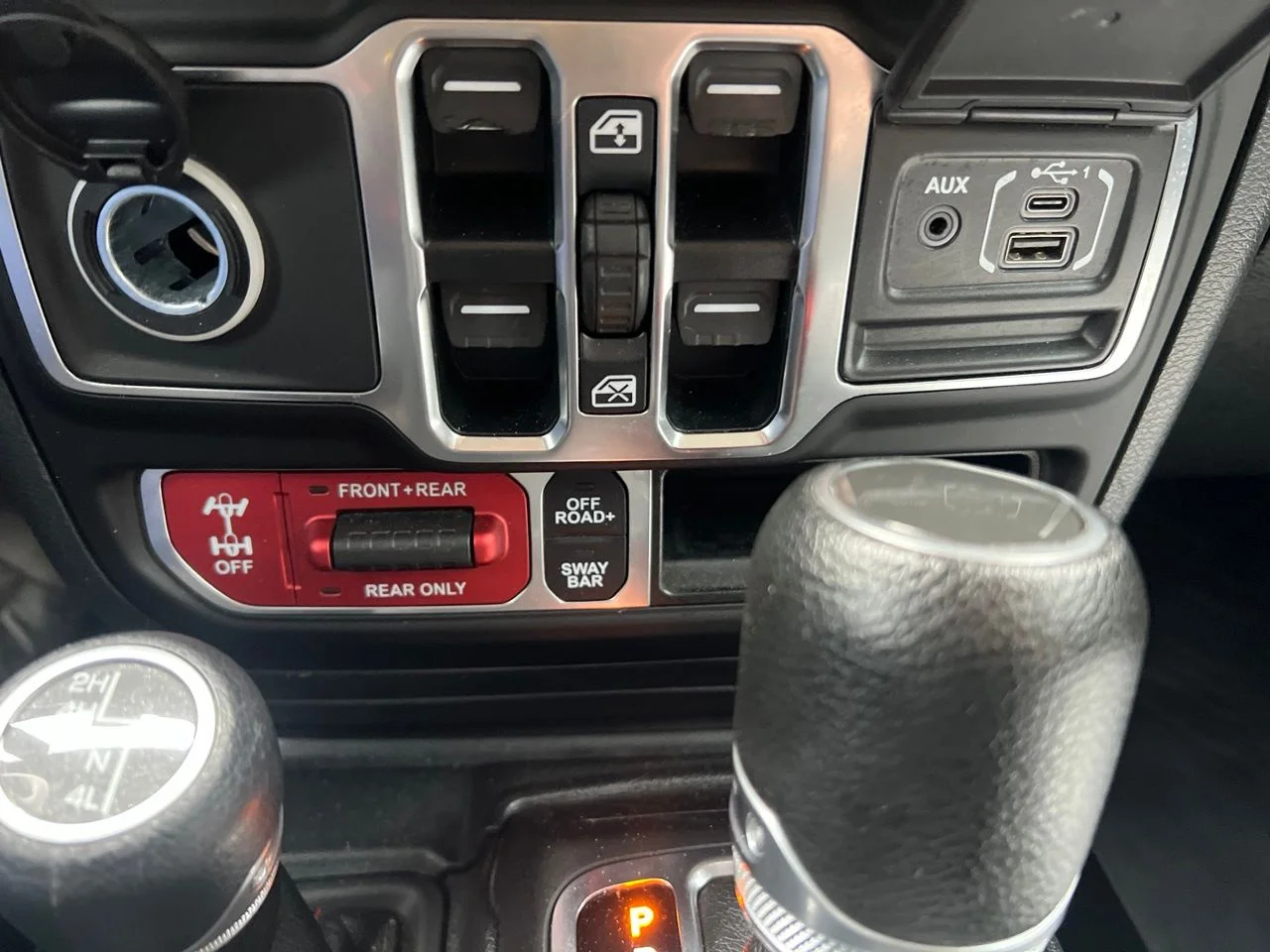 Used 2021 Gray Jeep Rubicon image 33