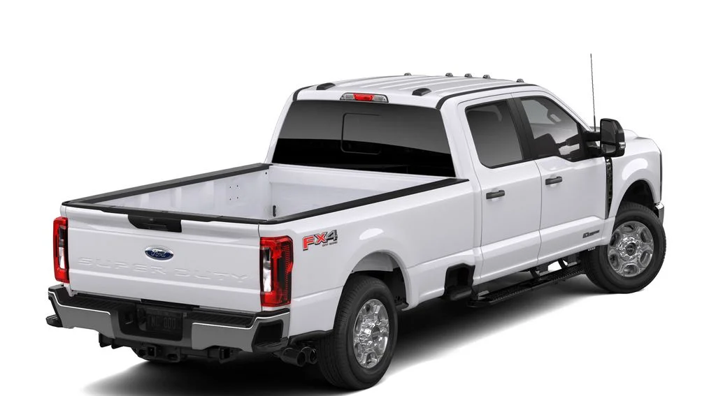 New 2026 White Ford XLT image 3