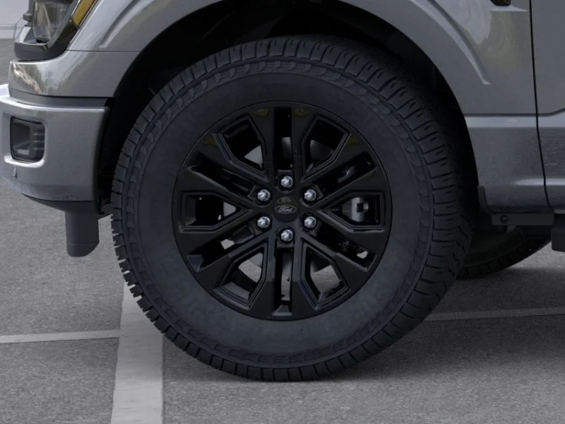 New 2026 Carbonized Gray Metallic Ford XLT image 39