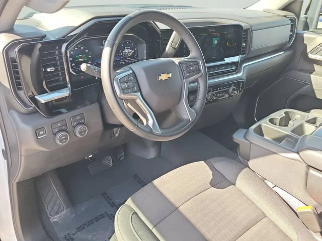 Used 2025 Summit White Chevrolet LT image 20