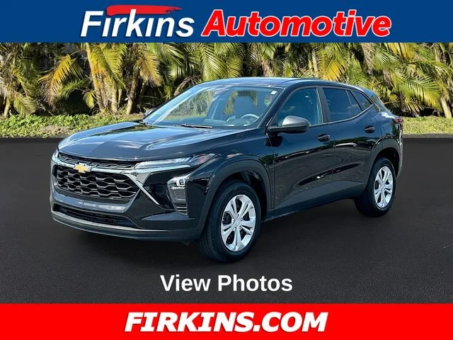 2025 Chevrolet Trax LS's photo