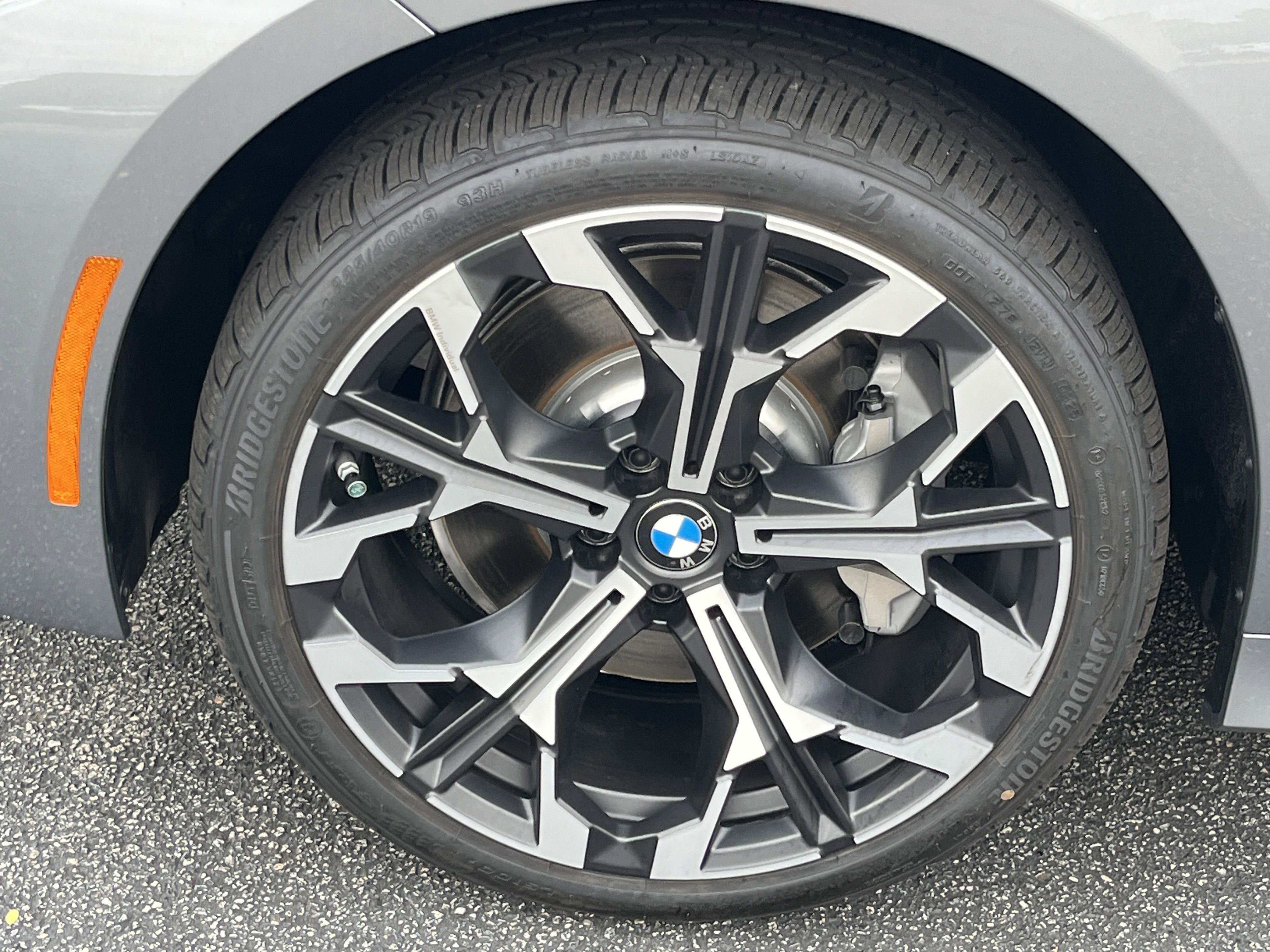2026 BMW 3 Series 330i - Photo 30