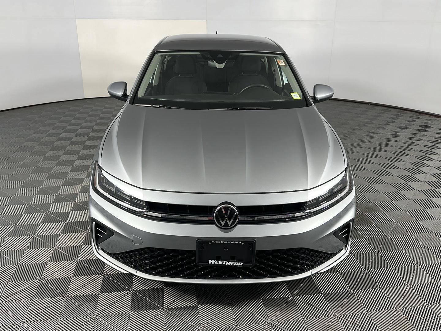 3VW5W7BU5TM002340