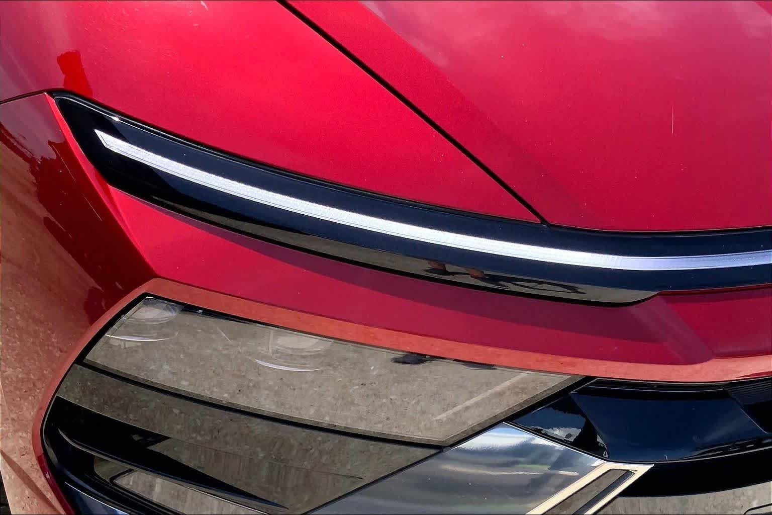 Used 2025 Ultimate red Hyundai SEL image 26