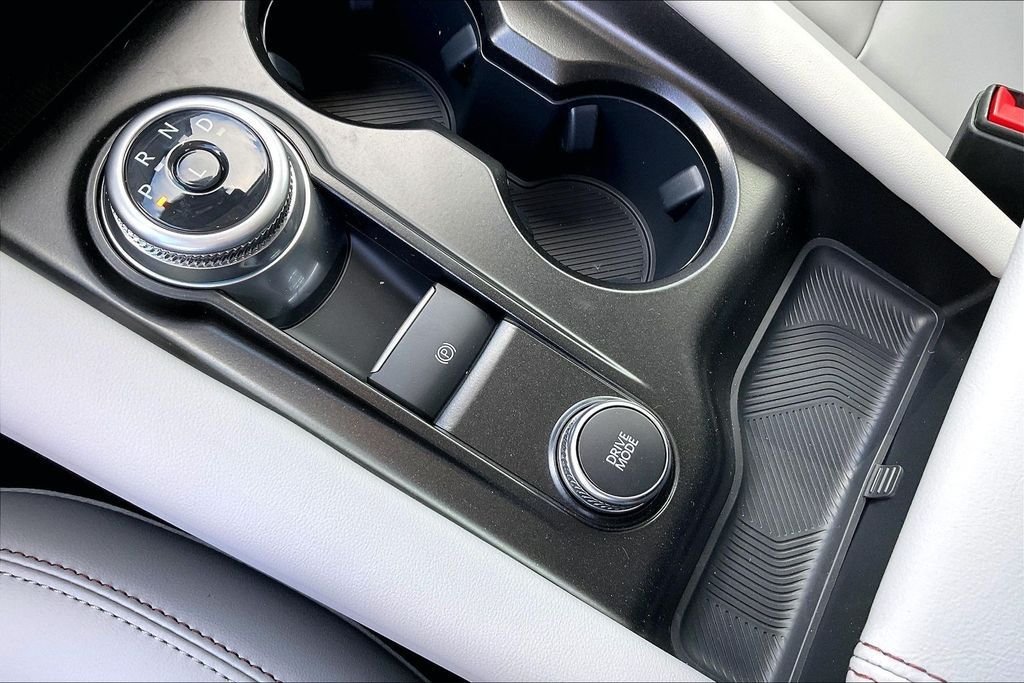 New 2026 Agate Black Metallic Ford Active image 13