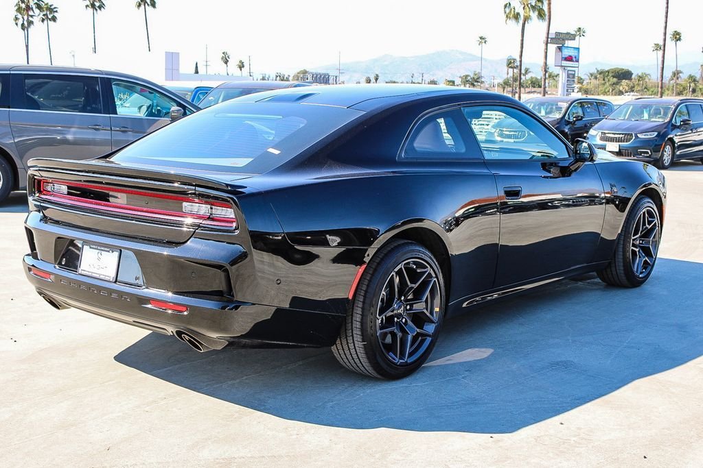 New 2026 Diamond Black Crystal Pearlcoat Dodge Scat Pack Plus image 8