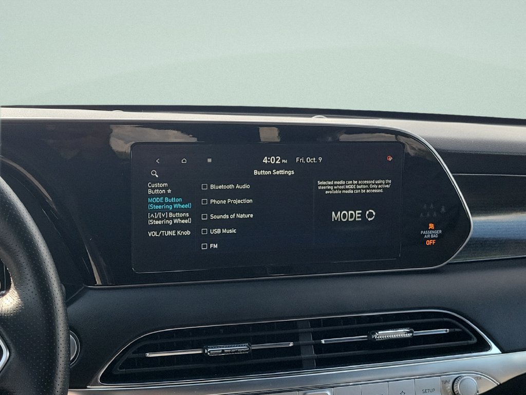 Used 2022 White Hyundai Calligraphy image 14