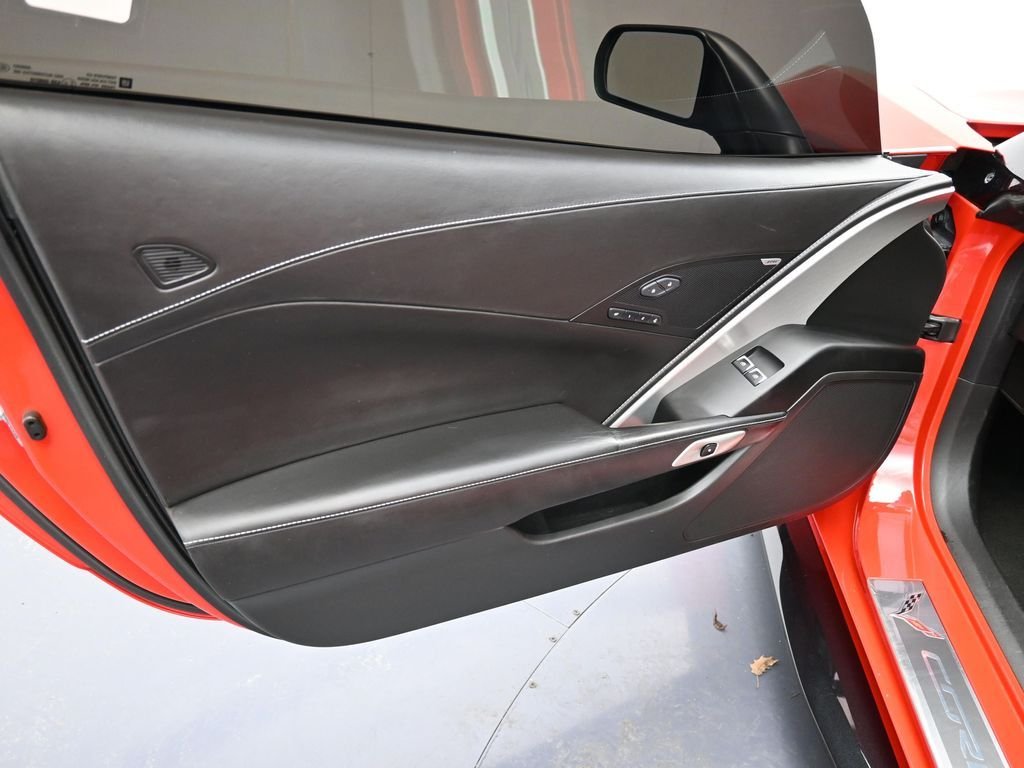 Used 2015 Torch Red Chevrolet Z06 image 9