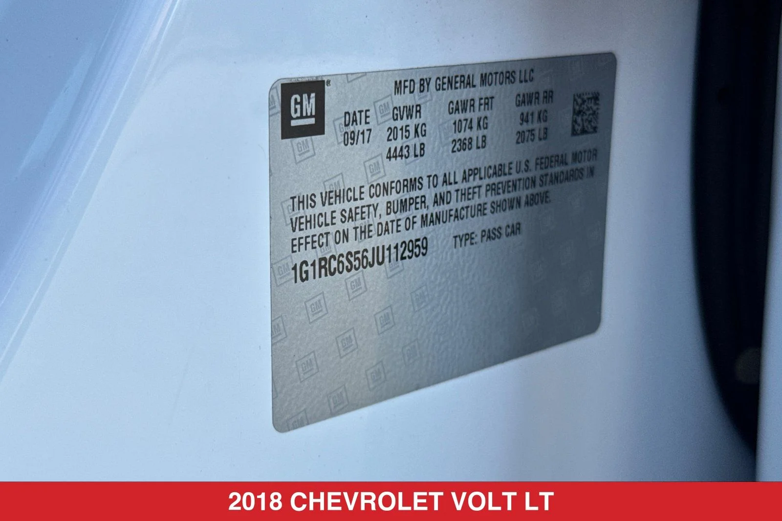 Used 2018 White Chevrolet LT image 31