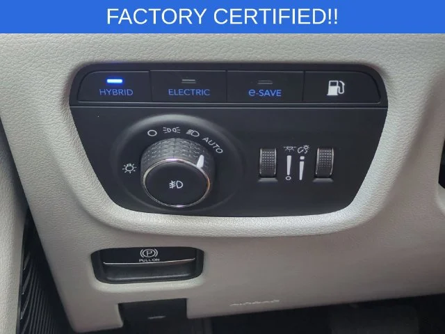 Used 2022 Gray Jeep Summit 4xe image 19