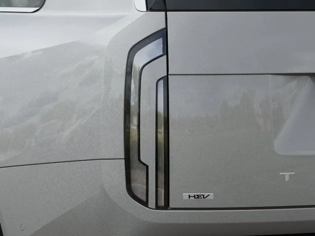 New 2027 Ivory Silver Kia SX image 11