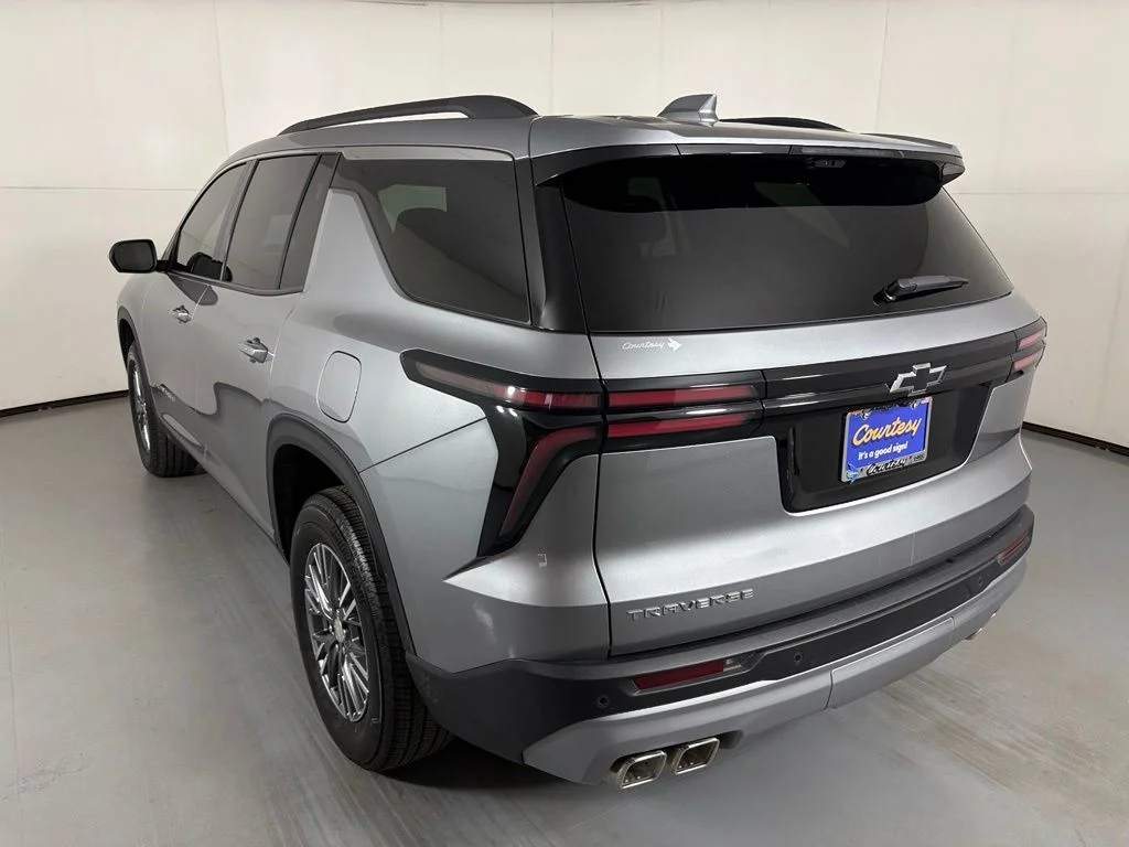 Used 2026 Gray Chevrolet LT image 7