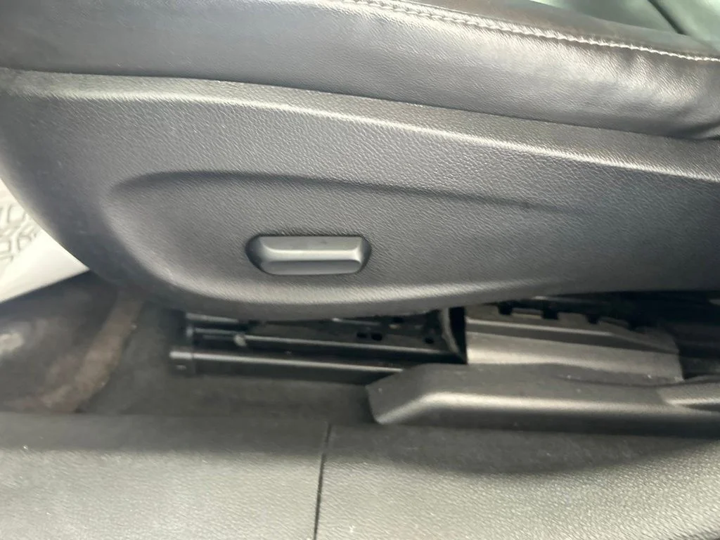 Used 2016 Gray Chevrolet 2LT image 38