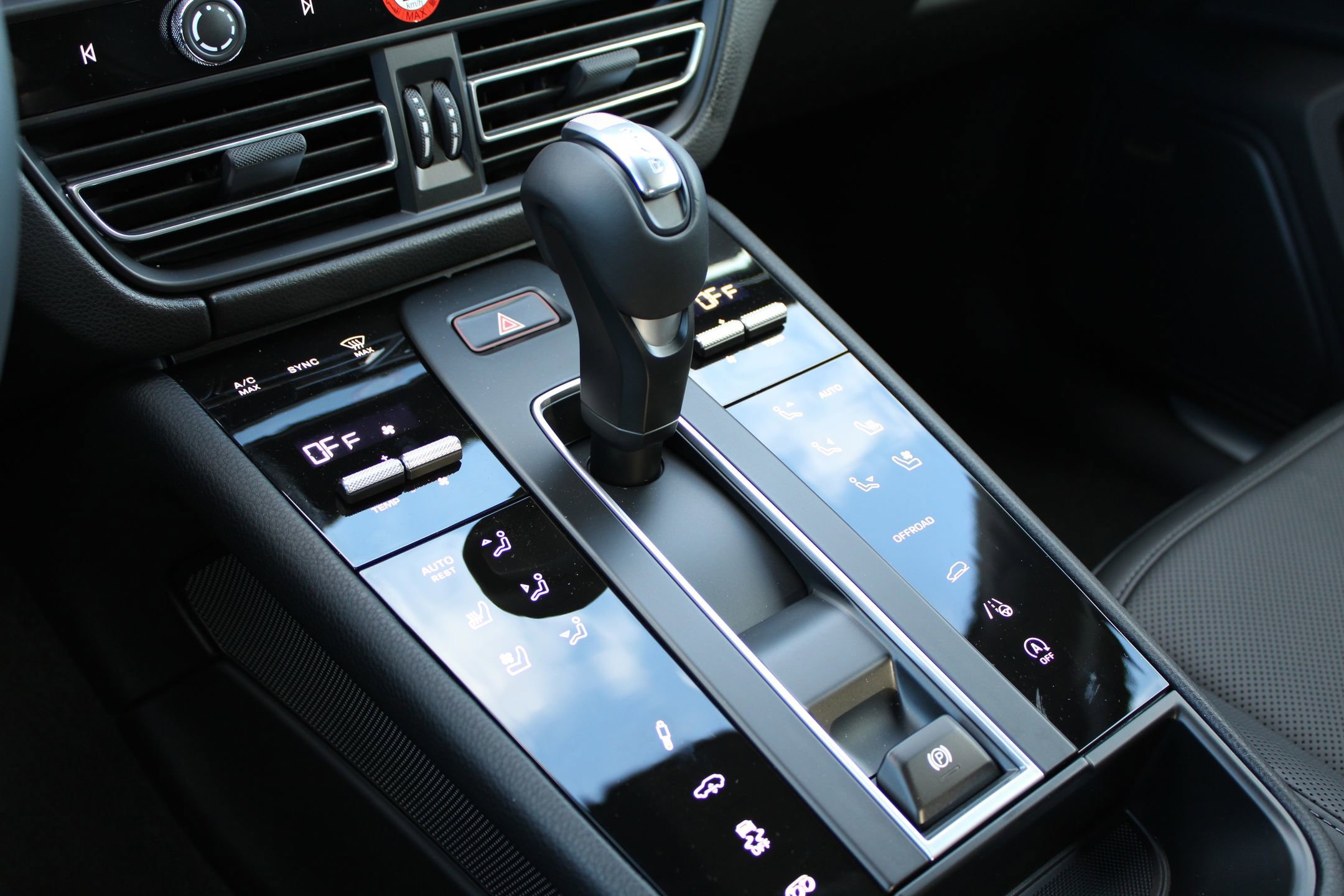 2026 Porsche Macan S - Photo 20