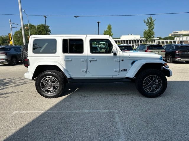 Used 2022 White Jeep Unlimited Sahara 4xe image 6