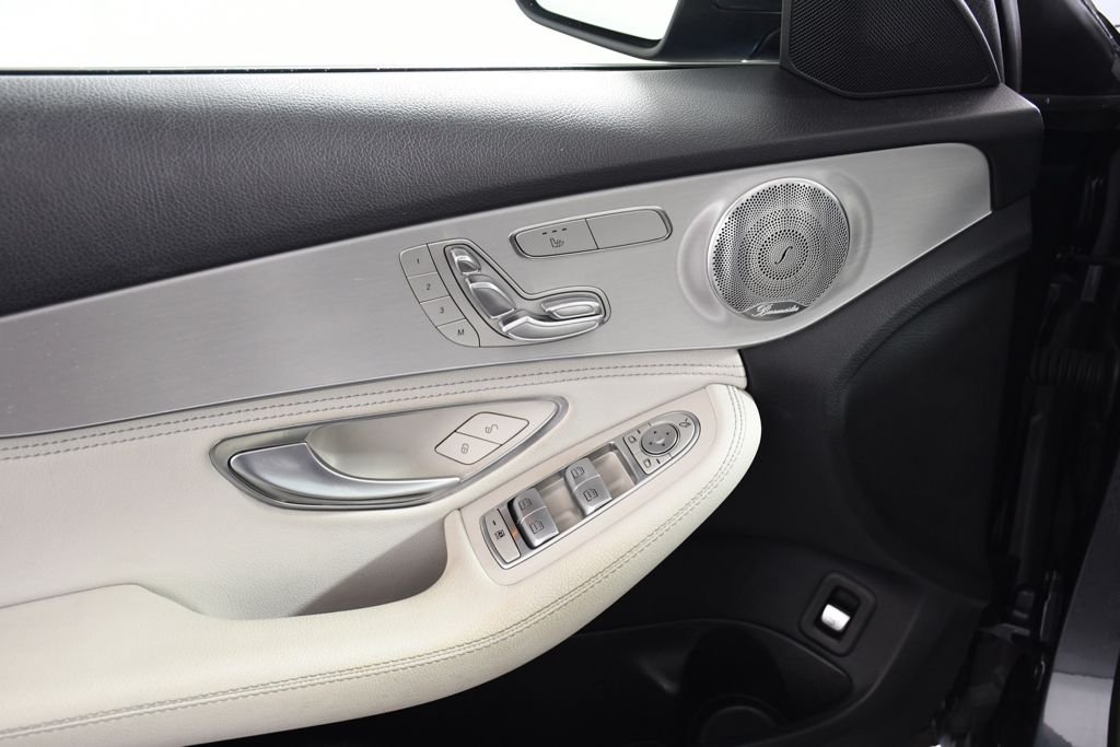 Used 2015 Steel Gray Metallic Mercedes-Benz C 300 image 15