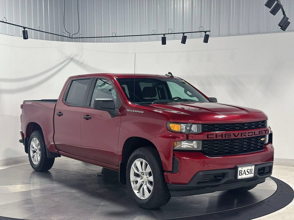 Used 2019 CAJUN RED TINTCOAT Chevrolet Custom image 35