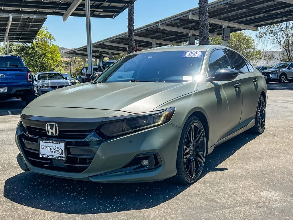 Used 2022 Green Honda Touring image 3