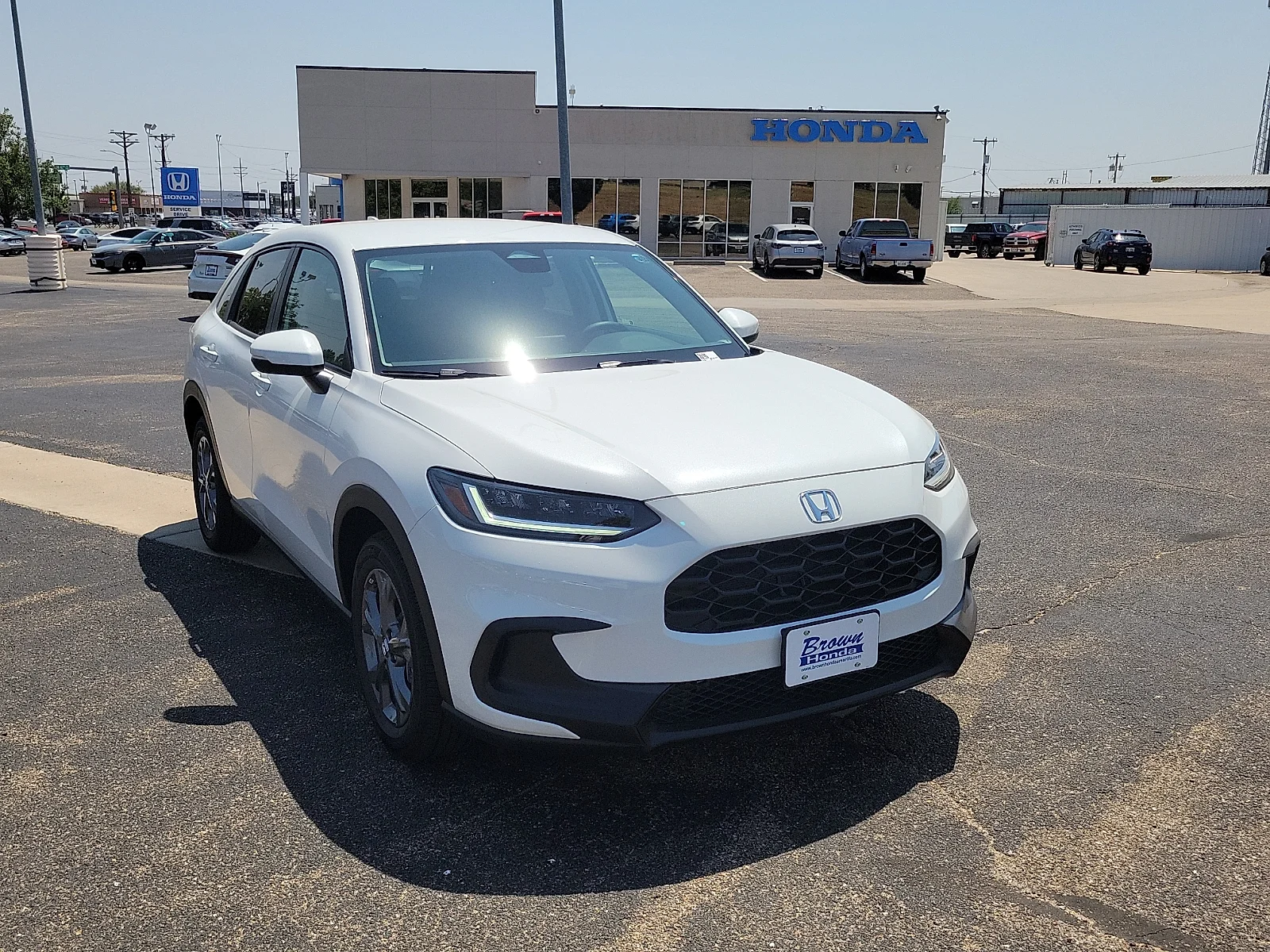 New 2027 Platinum White Pearl Honda LX 2WD image 2