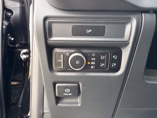 New 2026 Agate Black Metallic Ford XLT image 50