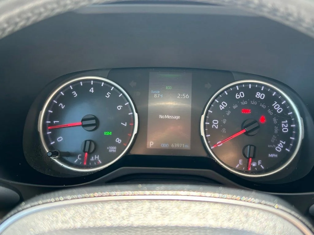 Certified Used 2019 Midnight Black Metallic Toyota XLE Premium image 24