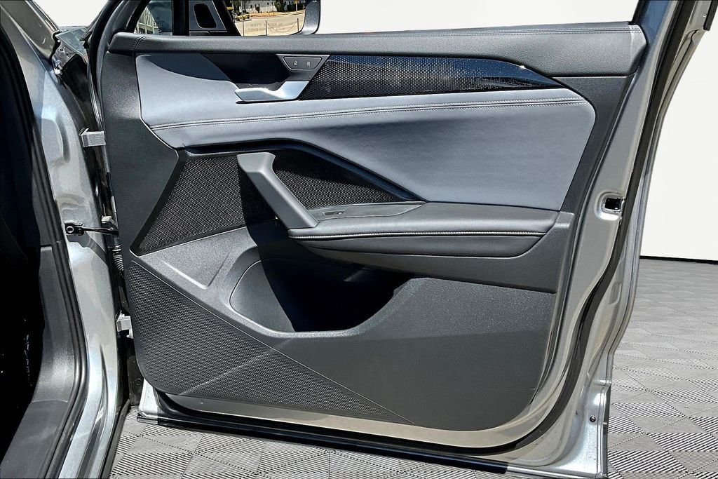 New 2026 Silver Volkswagen 2.0T SE image 30