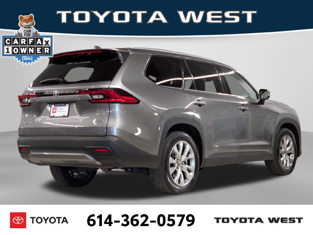Used 2025  Toyota Limited image 7