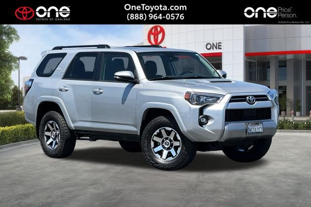 2021 Toyota 4Runner TRD Off-Road Premium 4WD V6's photo