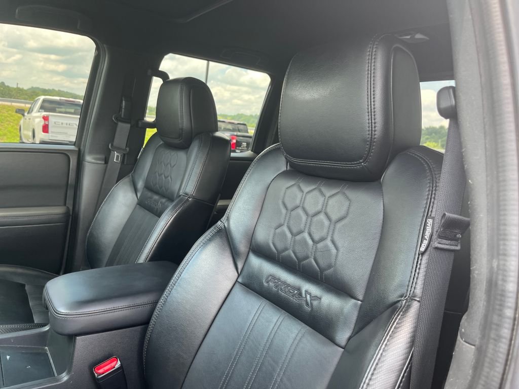 Used 2022 Gray Nissan PRO-X image 13
