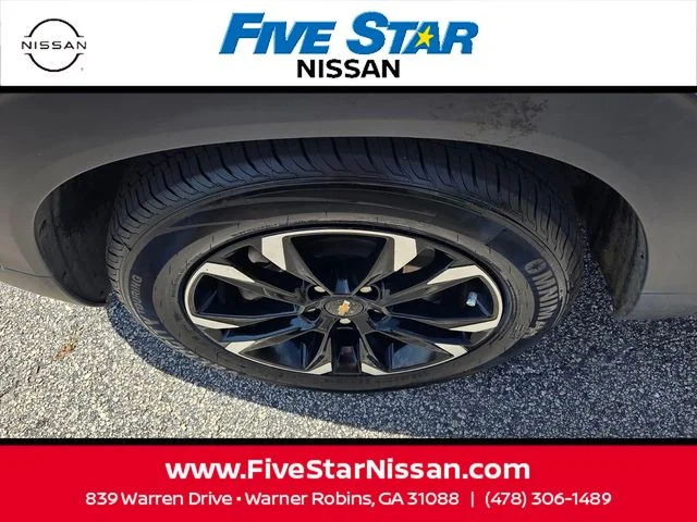 Used 2022 White Chevrolet LT image 18
