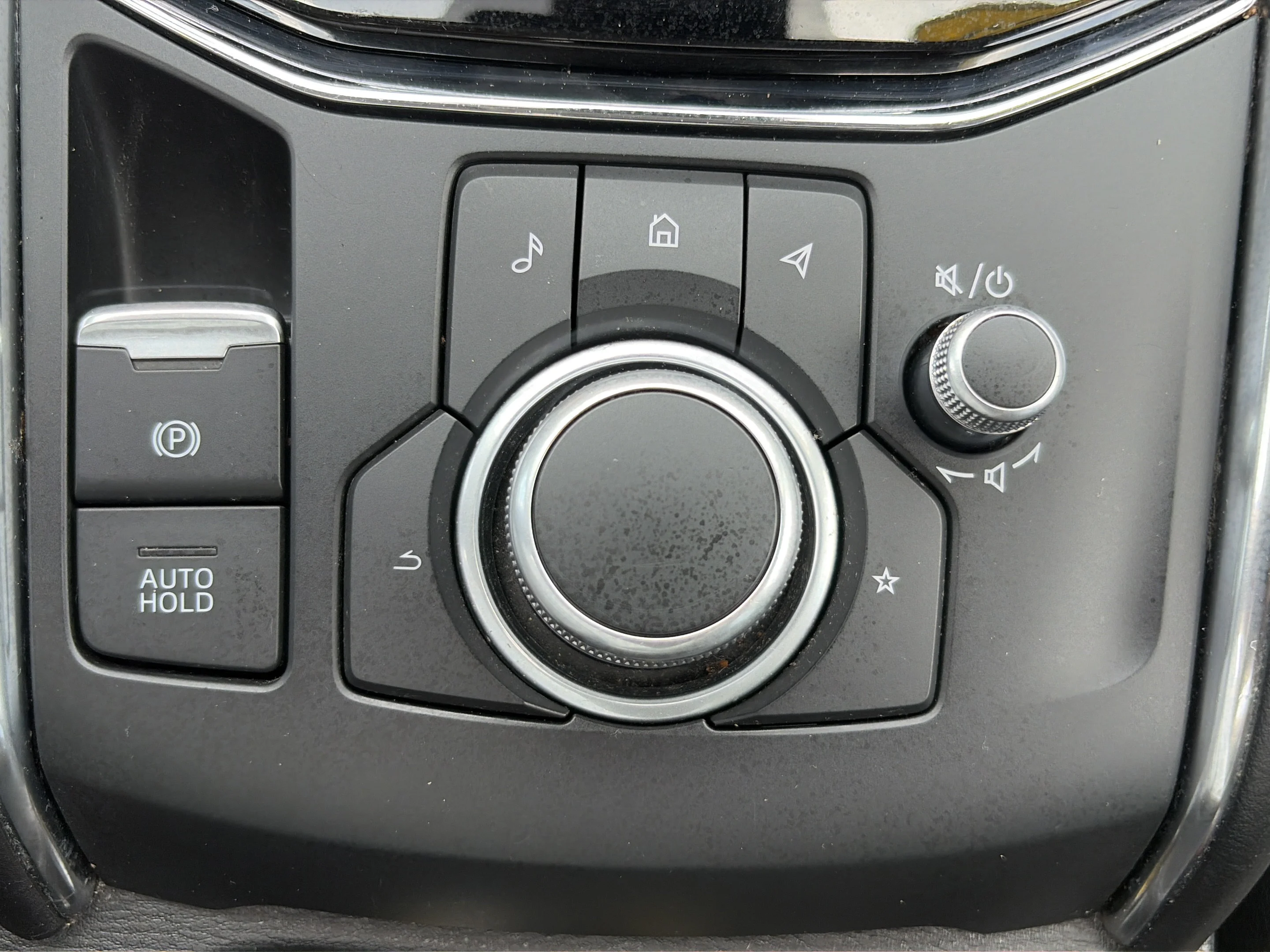 Used 2023 Polymetal Gray Mazda 2.5 S Carbon Edition image 19