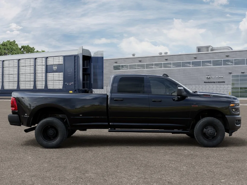 New 2027 Diamond RAM Tradesman image 21