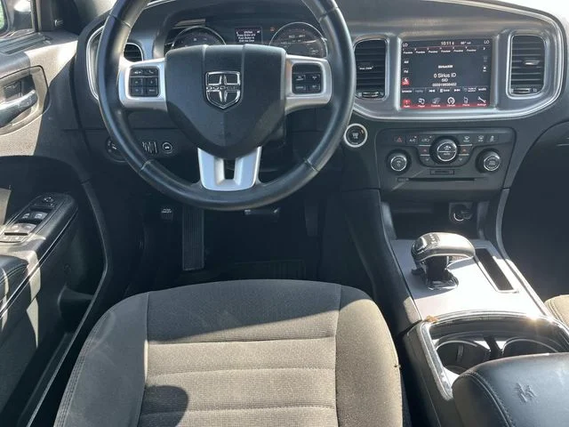 Used 2013 Silver Dodge SXT image 13