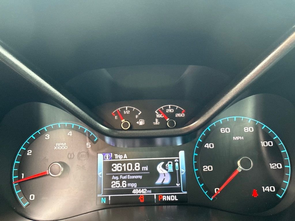 Used 2018 Graphite Metallic Chevrolet LT image 13