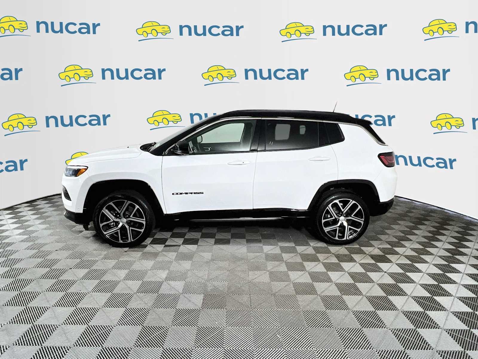 Used 2024 Bright White Clearcoat Jeep Limited image 4
