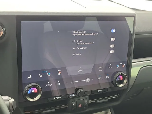 Used 2024  Lexus 550 Premium+ image 26