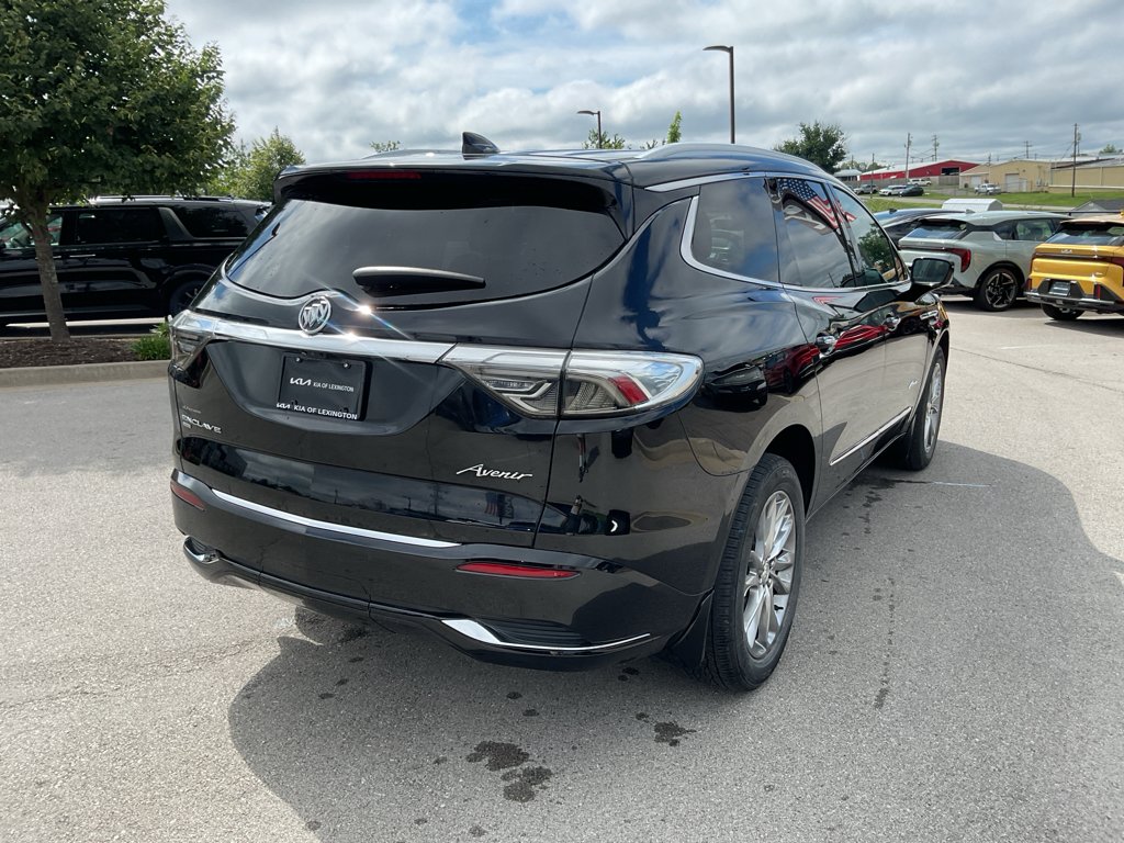 Used 2022 Ebony Twilight Metallic Buick Avenir image 9