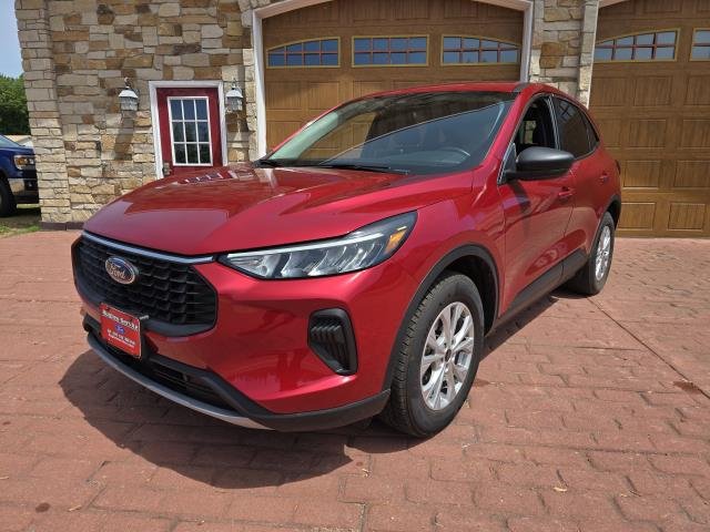 Used 2023 Red FORD ACTIVE image 7