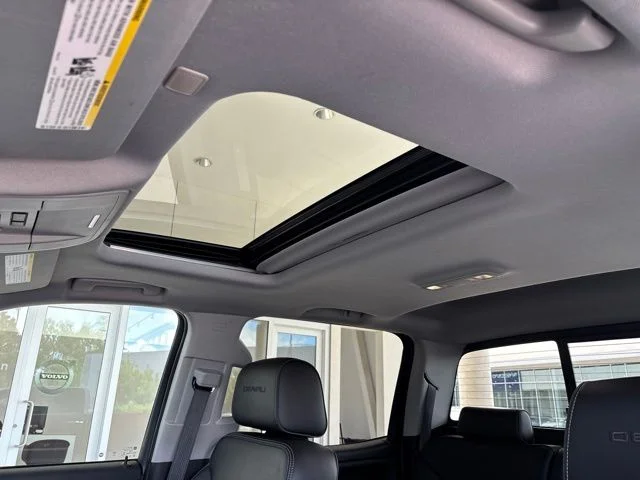 Used 2018 Red GMC Denali image 13