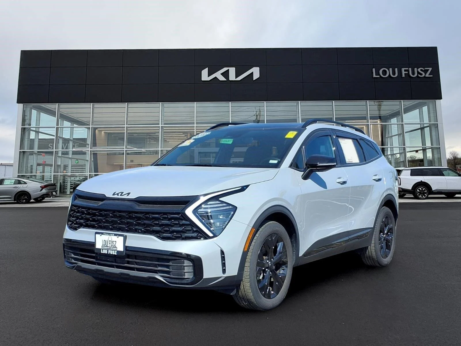 Used 2025 Wolf Gray Kia X-Line image 1