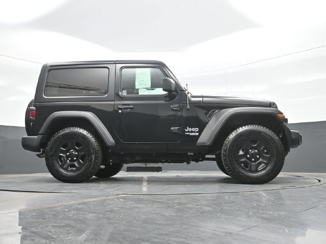 Used 2021 Black Jeep Sport image 24