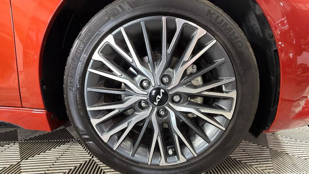 Used 2023 Orange Kia GT-Line image 37