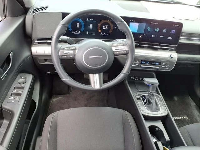 Used 2026 Black Hyundai SEL Sport image 18