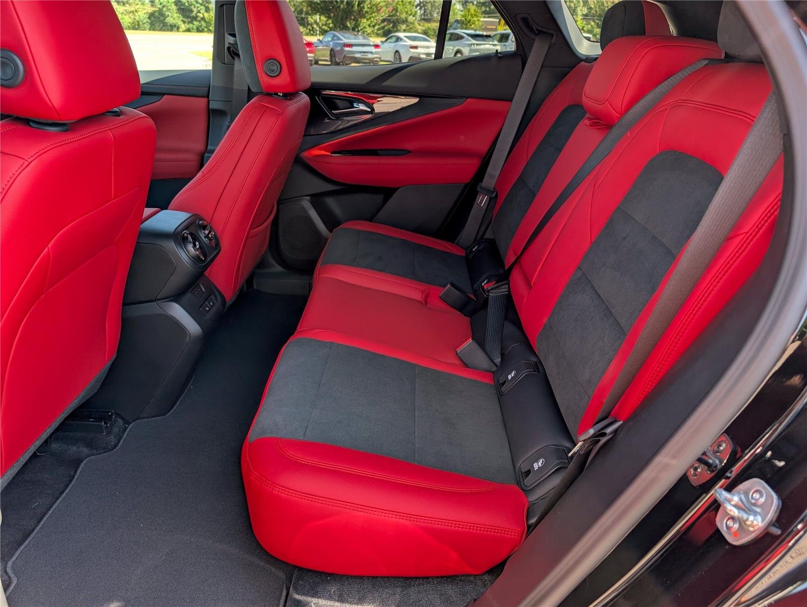 2025 Chevrolet Blazer EV RS - Photo 30