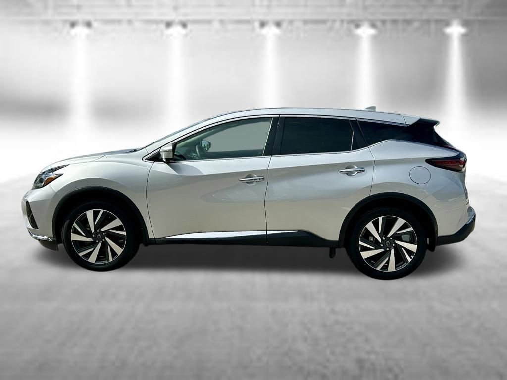 Used 2024 Silver Nissan SL image 10